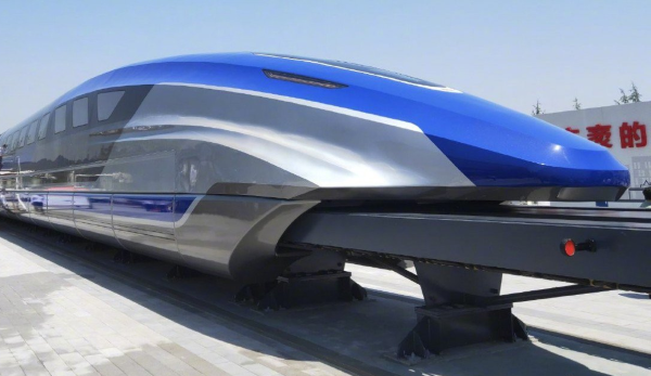 Chinese maglev train